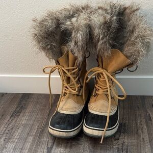 Sorel Tan and Black Winter Boots